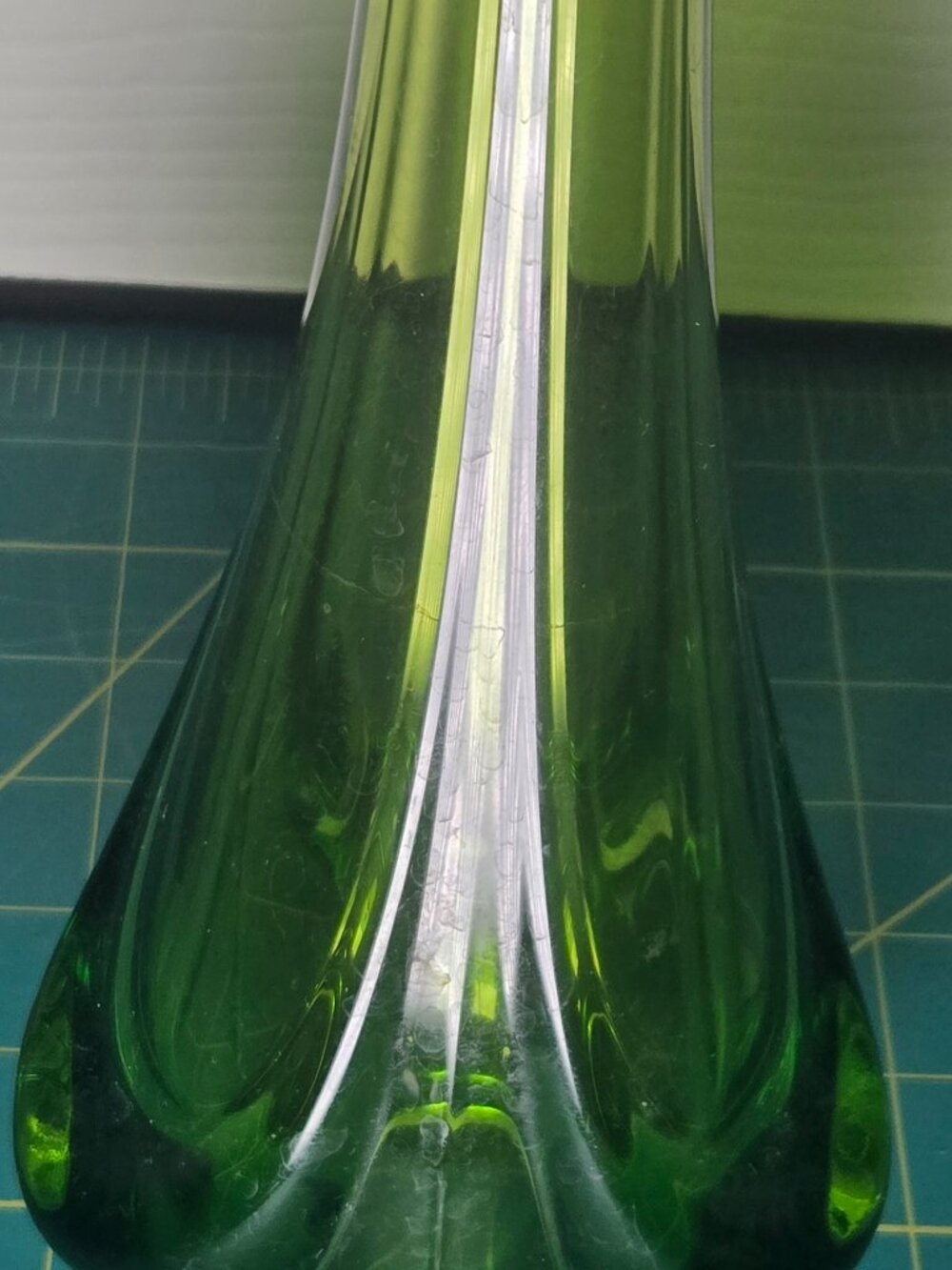 Vintage Green Swung Vase 15" - Picture 6 of 11